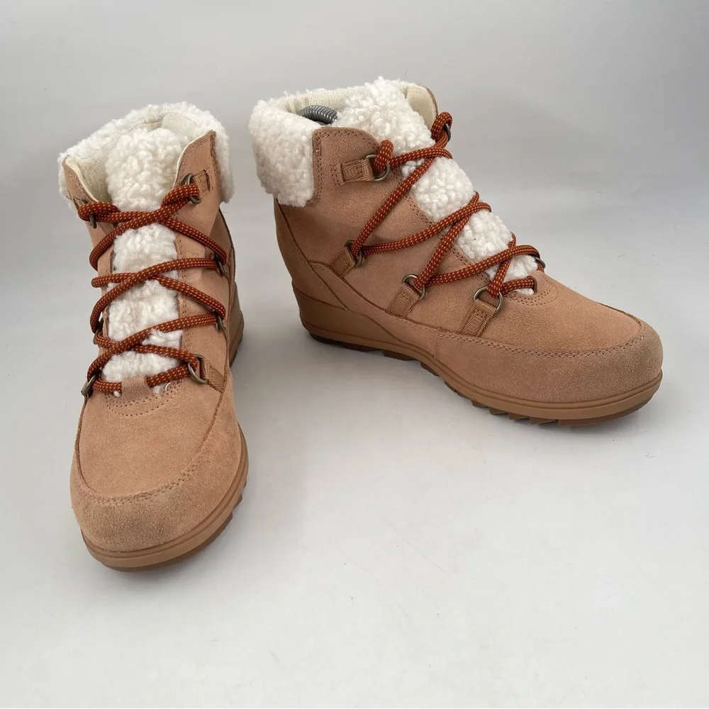 NEW! Sorel Women’s Evie -SZ 9- Cozy Tan Lace-Up Wedge Platform Ankle Booties